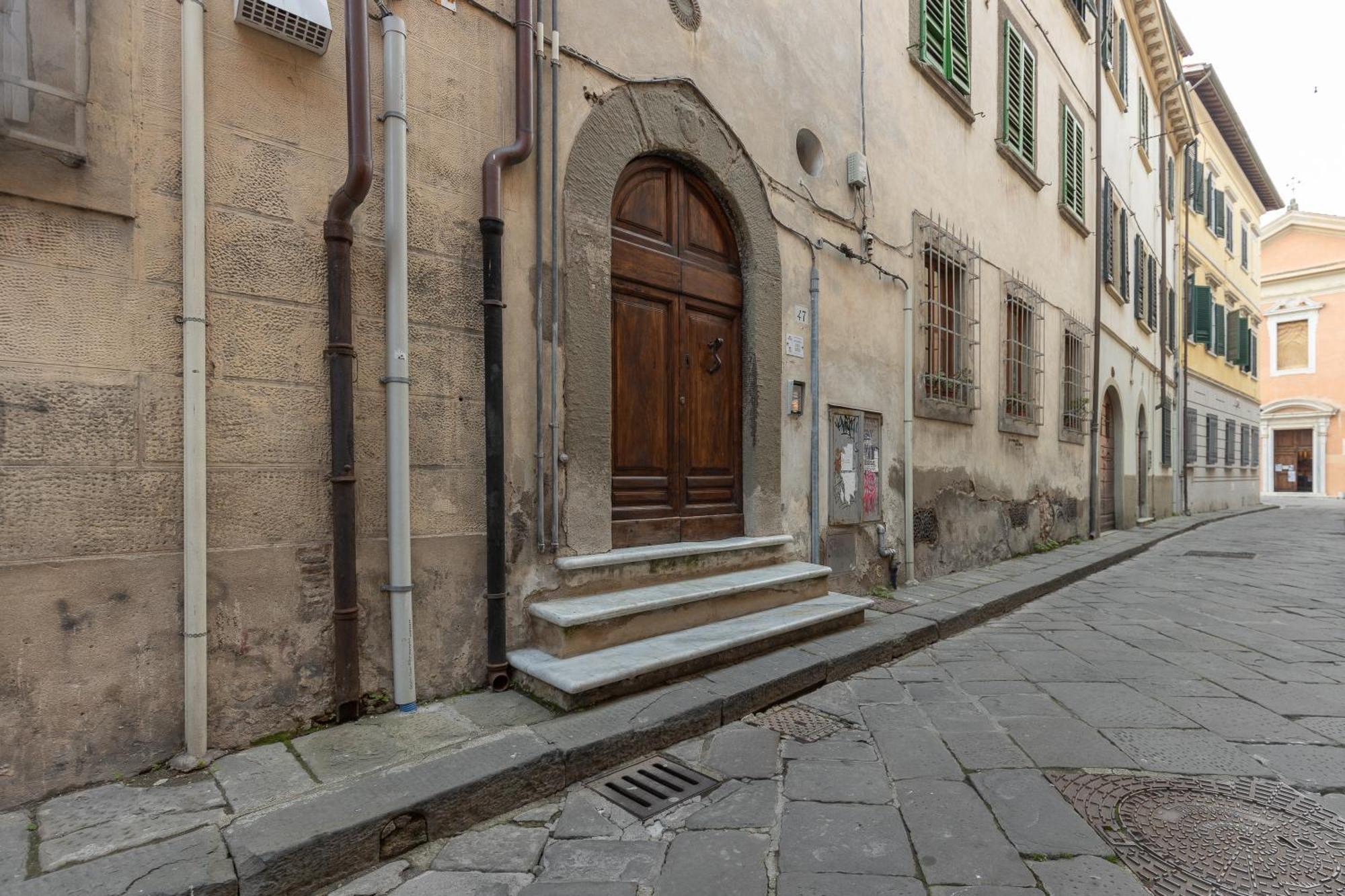 Piazza Dei Cavalieri Confortable Apartment Pisa Ngoại thất bức ảnh